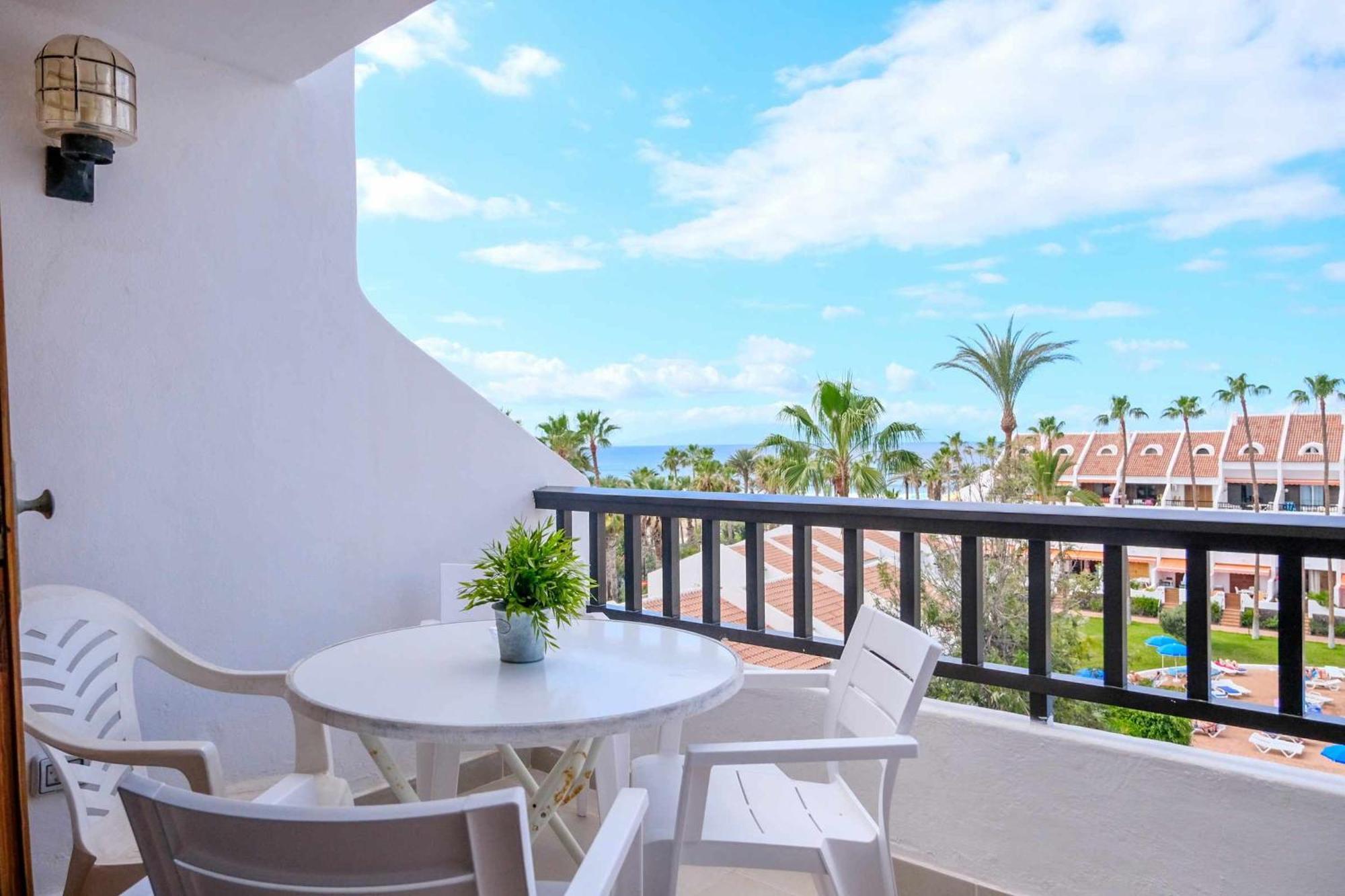 Parque Santiago Ii 335 By Tenerife & Sales Apartment Playa de las Americas (Tenerife)